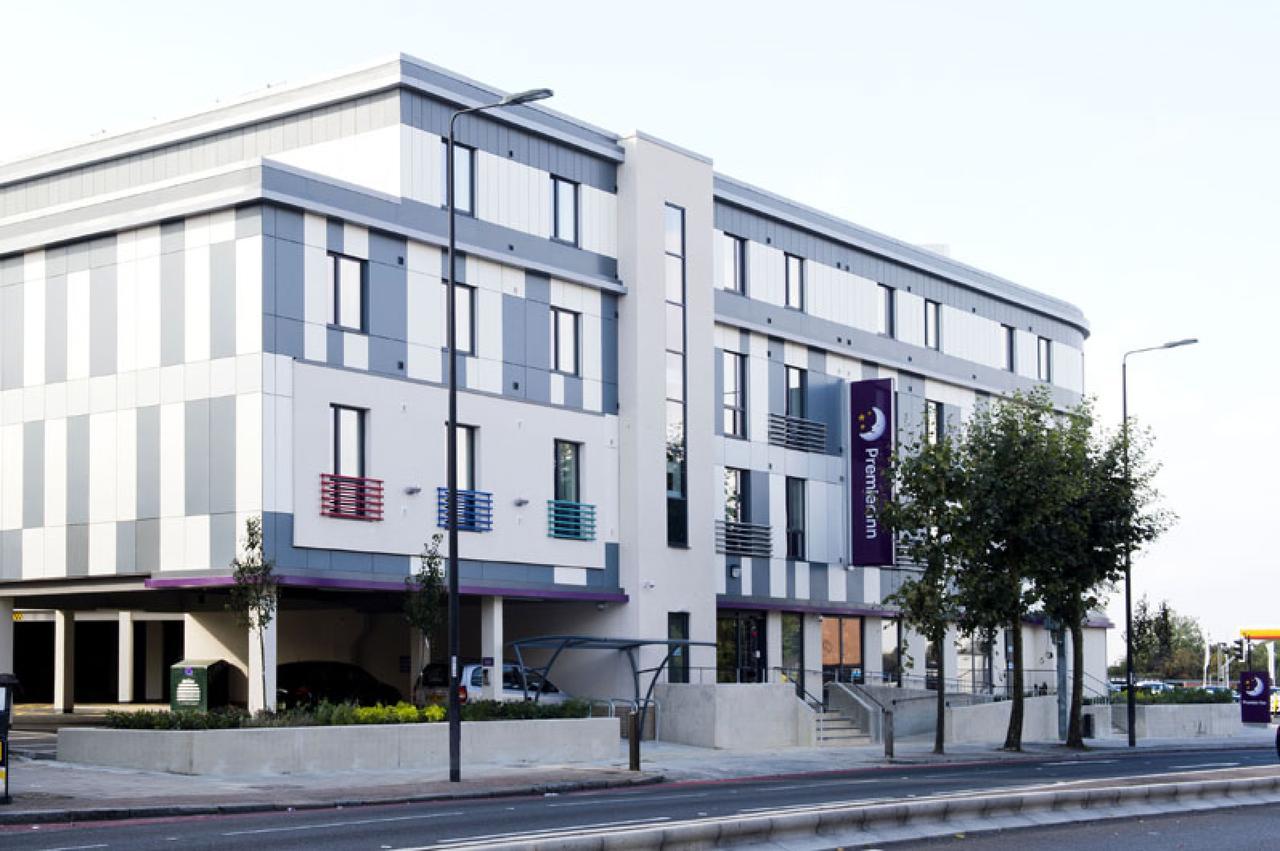 Premier Inn London Eltham Екстериор снимка